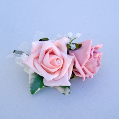 Corsage in Pinks